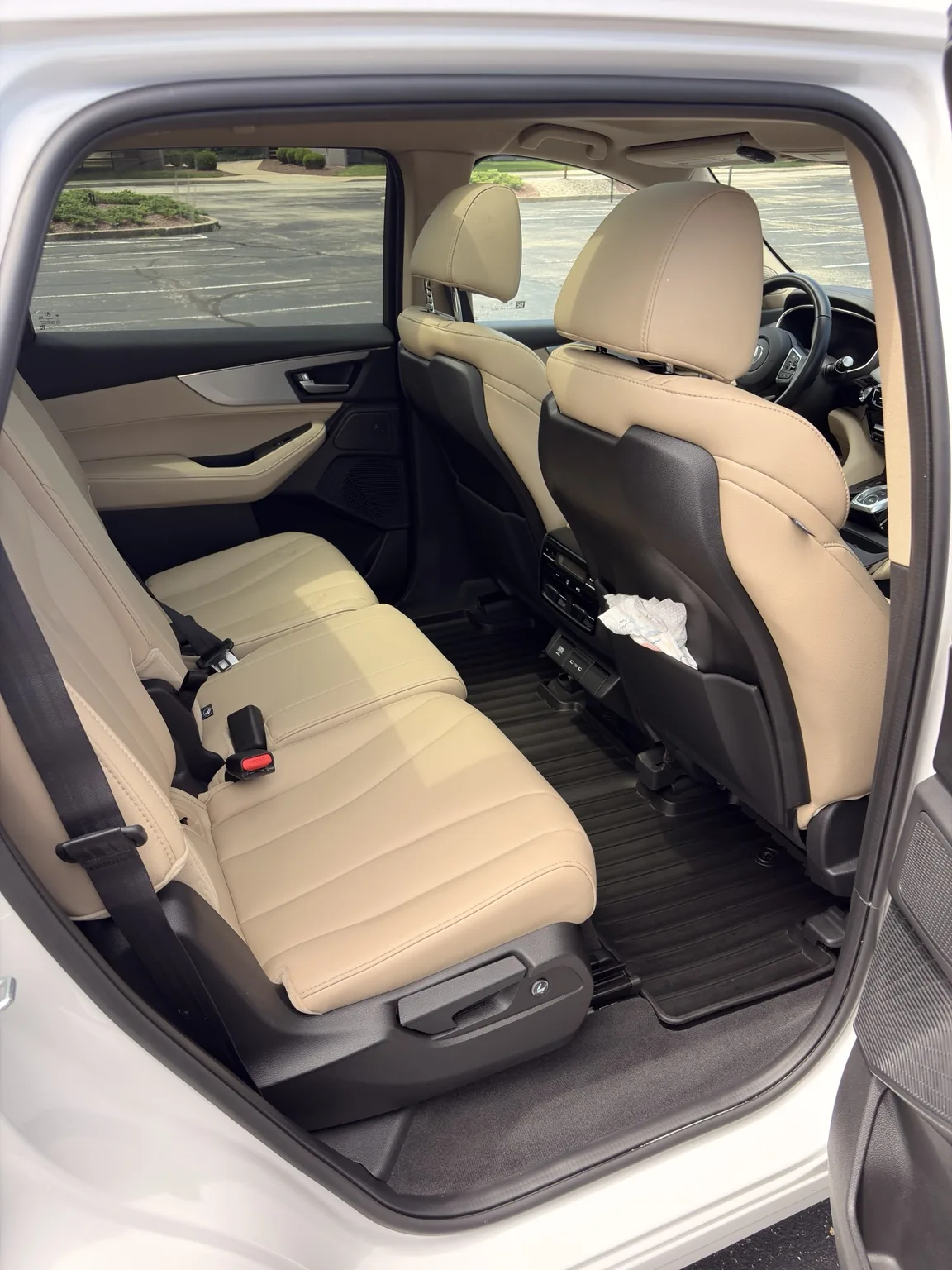 Vehicle interior after detailing